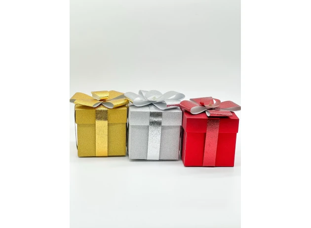 cutii p-u cadou 30cm buc.00066