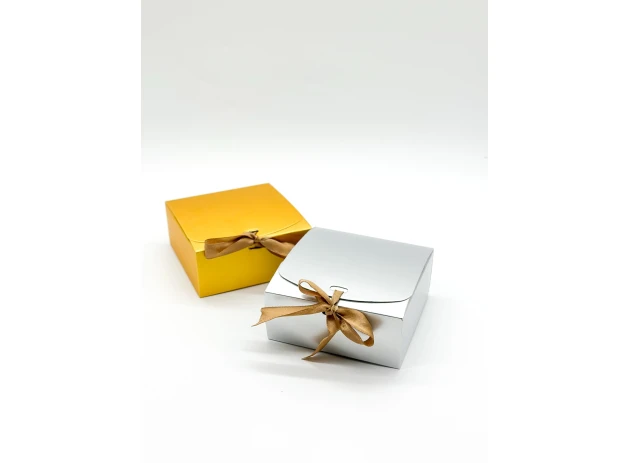 pungi hartie 11x11x5cm set.12buc. 00058