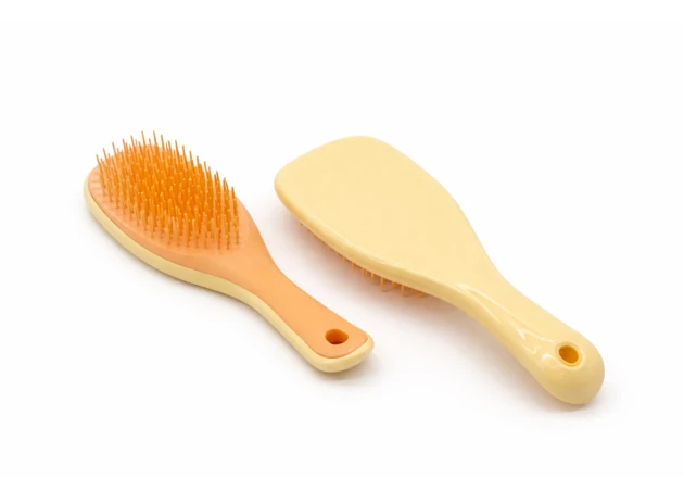 pieptene simplu in assortiment 00016
