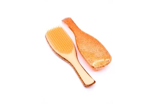 pieptene simplu in assortiment 00022