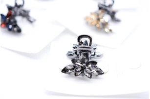 crab metal  2cm assorti set.12buc.00240