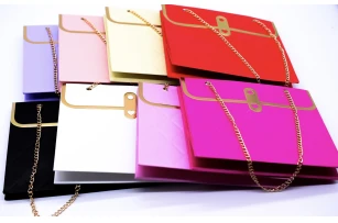 pungi cadou 18x15x12cm set.4buc.00084