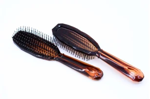 pieptene simplu in assortiment 00024