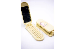 pieptene simplu in assortiment 00016