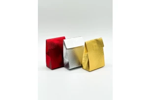 cutii p-u cadou 11x8x4cm set.  2buc.00011