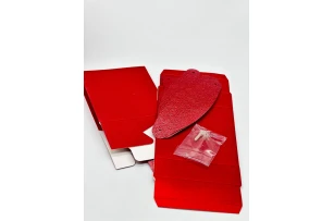 cutii p-u cadou 10cm buc.00018
